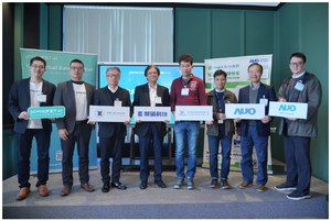 杰倫智能科技(Profet AI)與友達數位日前於新竹合作舉辦 Crossover Talks 系列論壇,圖為與會講者嘉賓合照。