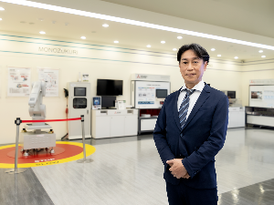 台灣三菱電機自動化公司總經理渡邊憲章指出,該公司將會一如既往,傾聽客戶多樣化的要求,竭盡心力規劃最新的解決方案,