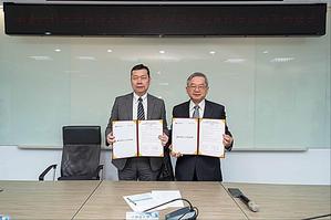 南臺科技大學與奇美醫院成立聯合研究中心,由南臺科技大學校長吳誠文與奇美醫療財團法人奇美醫院院長林宏榮代表雙方簽署合作備忘錄。
