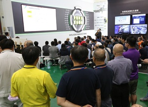 东台此次厂内展研讨会内容也大获客户好评,共有近200位宾客出席叁与,後续商机亦将逐步发酵。