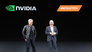 NVIDIA CEO黃仁勳(左)親臨現場.肯定雙方的合作。聯發科技副董事長暨執行長蔡力行(右)