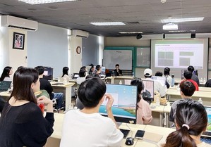 國立中山大學光電系洪勇智教授與Latitude Design Systems合作開設矽光子設計課程,提供先進的矽光子設計技術。(Latitude Design Systems提供)