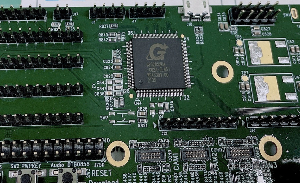 工研院運用軟硬體系統整合技術結合凌通科技微控制器(MCU)晶片,共同打造「智慧工廠5G+AI次系統異質大小核平台」