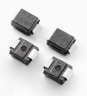 採用汽車級可靠性設計,可提高 800 V 電動汽車電池管理系統( BMS) 的性能和安全性